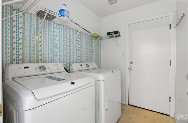 283 Bighorn Meadow Drive, Bakersfield, CA 93308