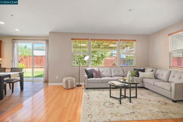 1775 Rose Gate Cmn, Livermore, CA 94551