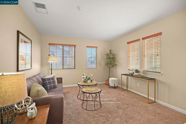 1775 Rose Gate Cmn, Livermore, CA 94551