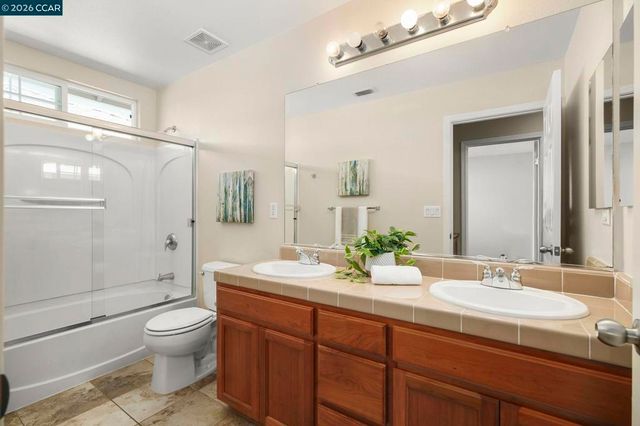 1775 Rose Gate Cmn, Livermore, CA 94551