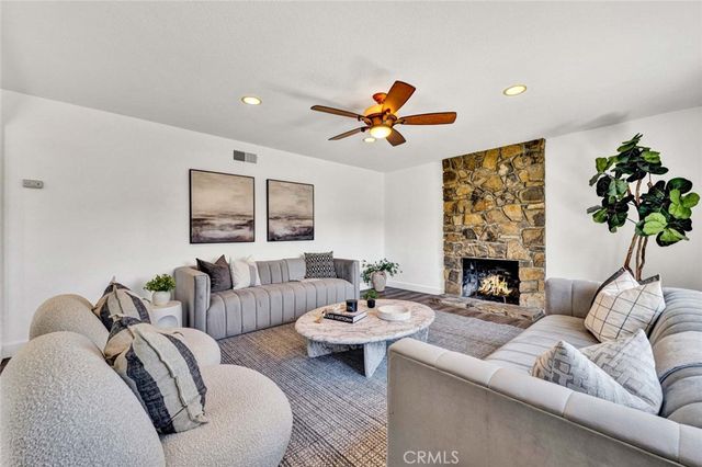 20652 Kelvin, Huntington Beach, CA 92646