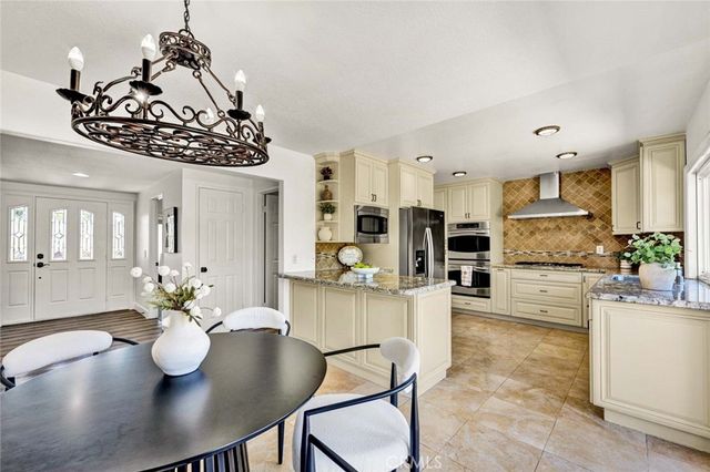 20652 Kelvin, Huntington Beach, CA 92646