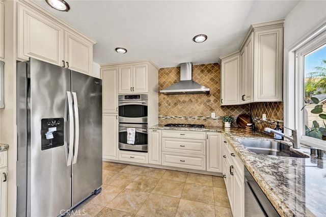 20652 Kelvin, Huntington Beach, CA 92646