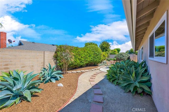 20652 Kelvin, Huntington Beach, CA 92646