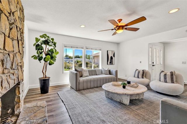 20652 Kelvin, Huntington Beach, CA 92646