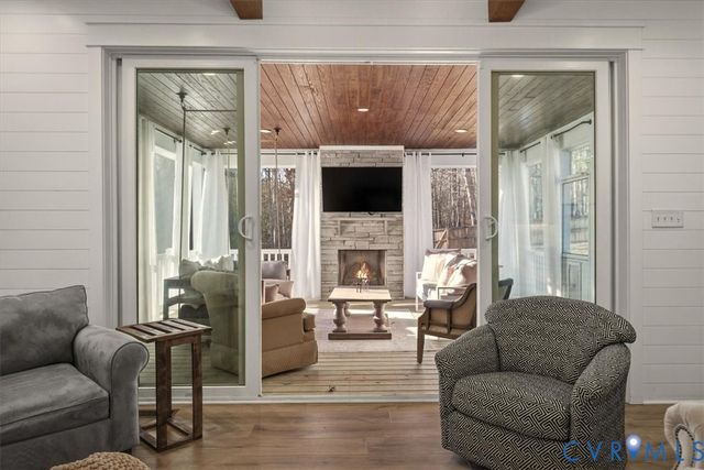 702 Hockett Rd, Goochland, VA 23103