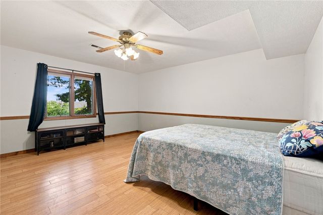 57 Twin Peak Drive, Holiday Island, AR 72631
