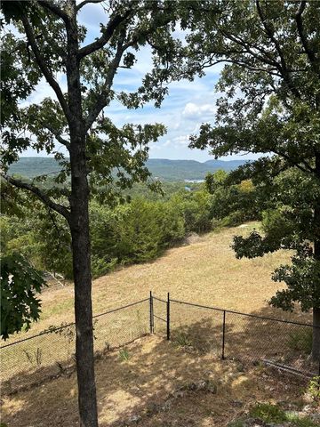 57 Twin Peak Drive, Holiday Island, AR 72631