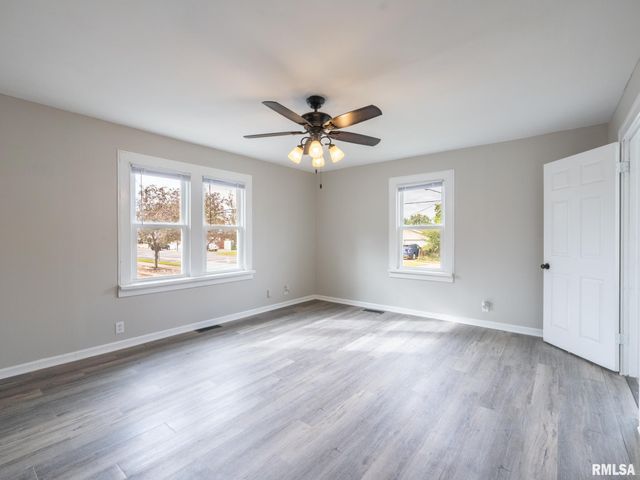 708 DERBY Street, Pekin, IL 61554