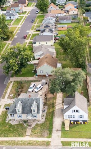 708 DERBY Street, Pekin, IL 61554