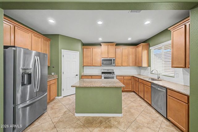 18634 W TURQUOISE Avenue, Waddell, AZ 85355