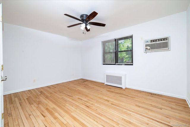 86-29 Shore Parkway 96, Howard Beach, NY 11414