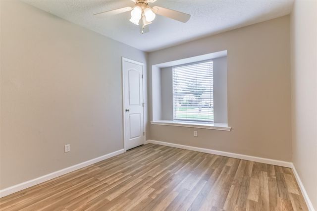 104 Brigadoon Lane, Friendswood, TX 77546