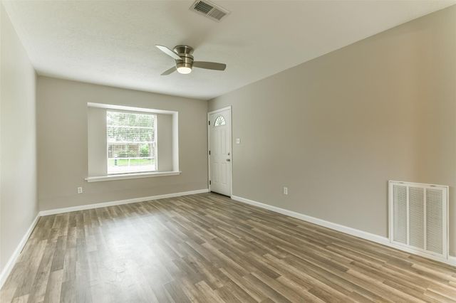104 Brigadoon Lane, Friendswood, TX 77546