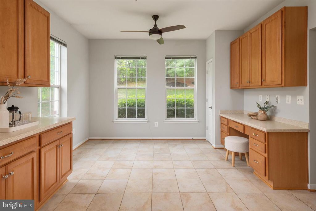Image 16 of property listing at 8603 WINTERGREEN CT #106, Odenton, MD 21113