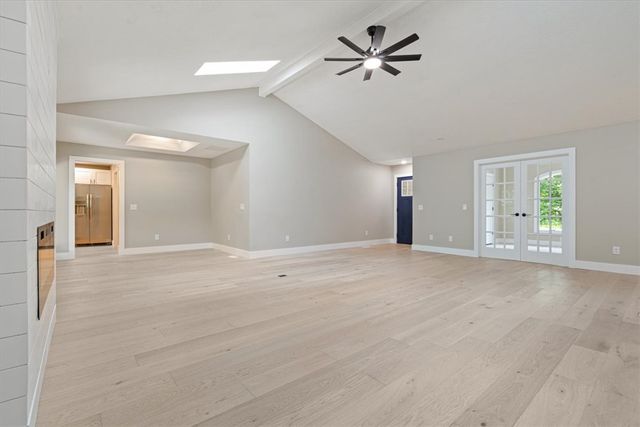30 Burnham Drive, Bella Vista, AR 72715