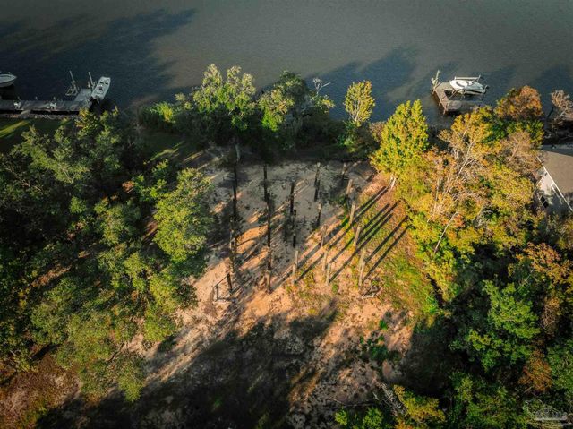 2022 Mackey Key Dr, Pensacola, FL 32514