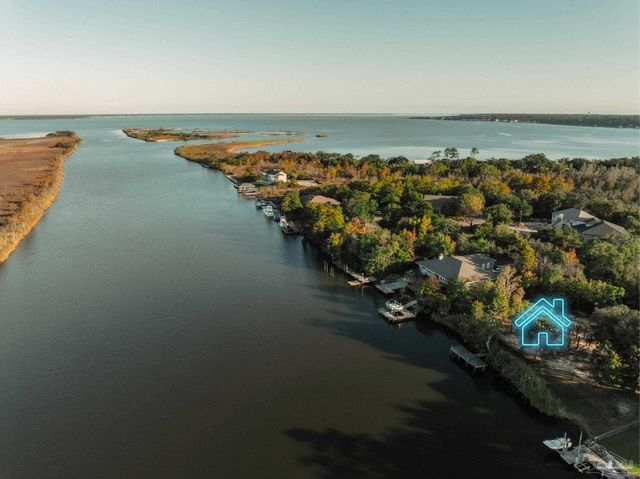 2022 Mackey Key Dr, Pensacola, FL 32514