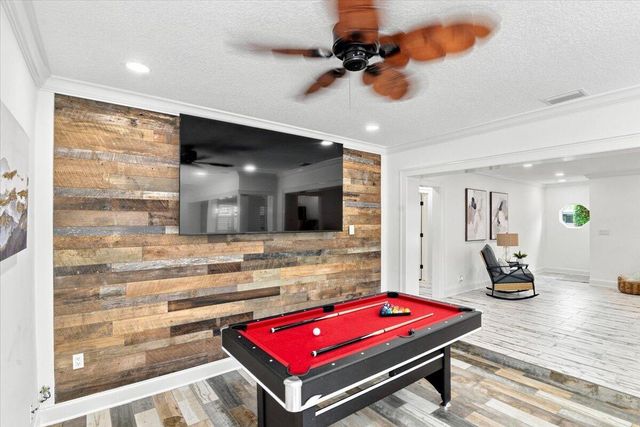 1736 NW 39th Street, Oakland Park, FL 33309