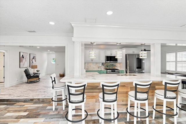 1736 NW 39th Street, Oakland Park, FL 33309