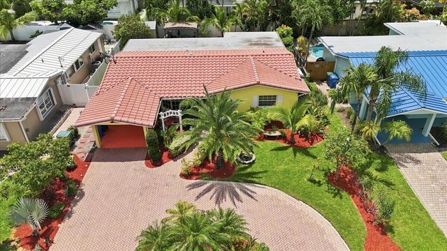 1736 NW 39th Street, Oakland Park, FL 33309