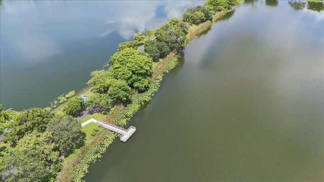 1736 NW 39th Street, Oakland Park, FL 33309