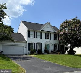 11616 DUCHESS DR, Fredericksburg, VA 22408