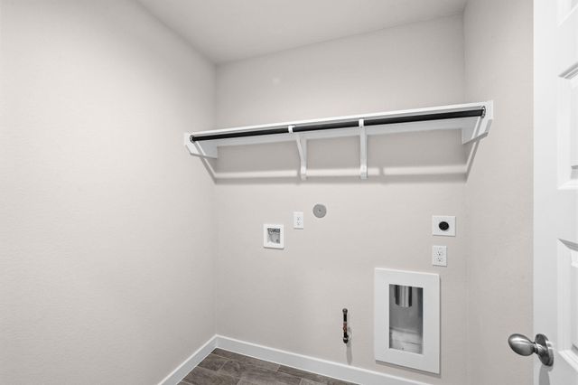 4033 Sun Burst Lane, Brookshire, TX 77423