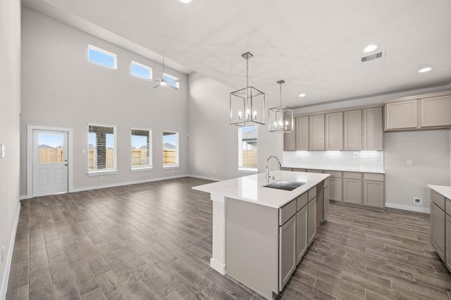 4033 Sun Burst Lane, Brookshire, TX 77423