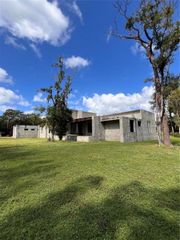 1029 VAN DYKE ROAD, Lutz, FL 33548