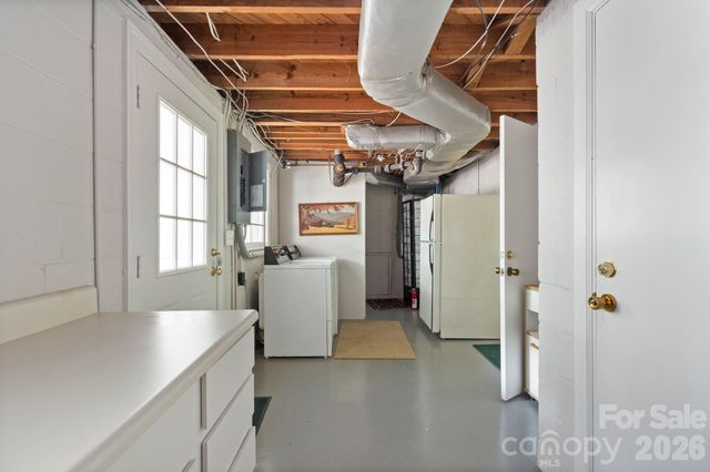 4215 Chelmsford Road, Charlotte, NC 28211