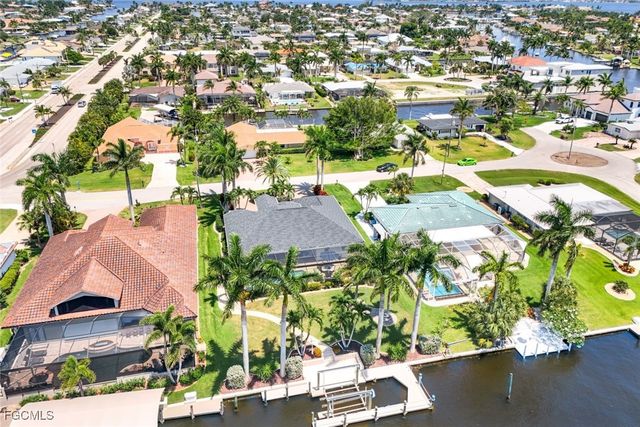 5610 Coronado CT, Cape Coral, FL 33904