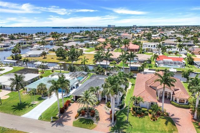 5610 Coronado CT, Cape Coral, FL 33904
