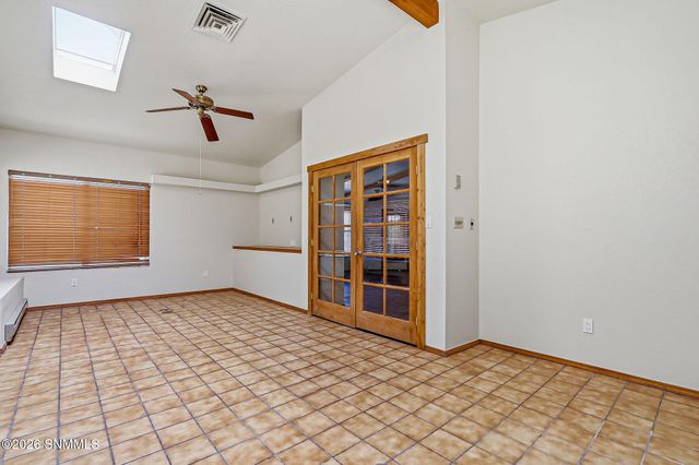 2140 Sagecrest Avenue, Las Cruces, NM 88011