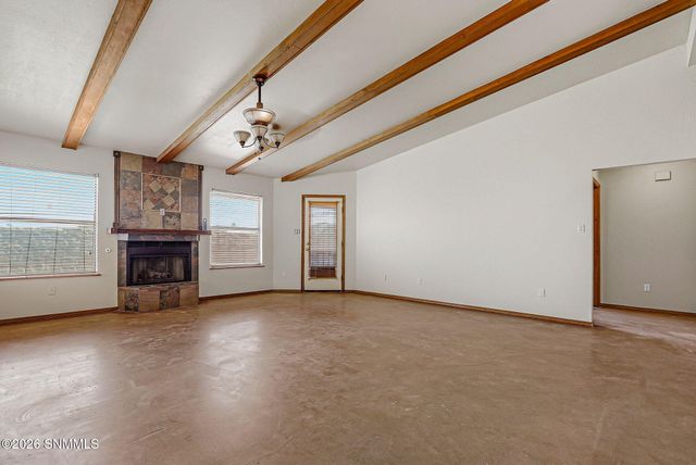 2140 Sagecrest Avenue, Las Cruces, NM 88011