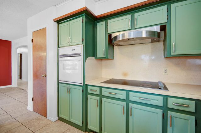 411 County Road 912a, Brazoria, TX 77422