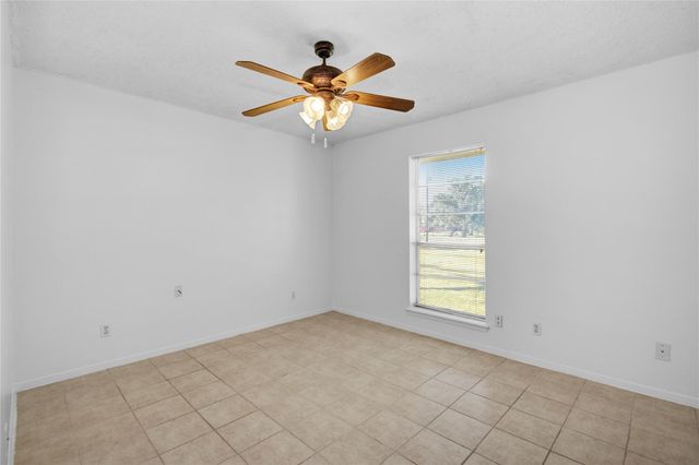 411 County Road 912a, Brazoria, TX 77422