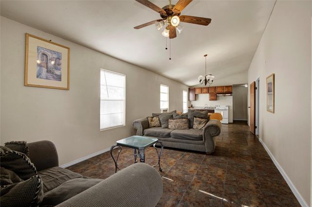 411 County Road 912a, Brazoria, TX 77422