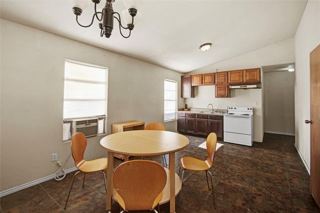 411 County Road 912a, Brazoria, TX 77422