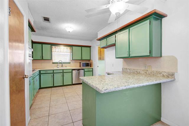 411 County Road 912a, Brazoria, TX 77422