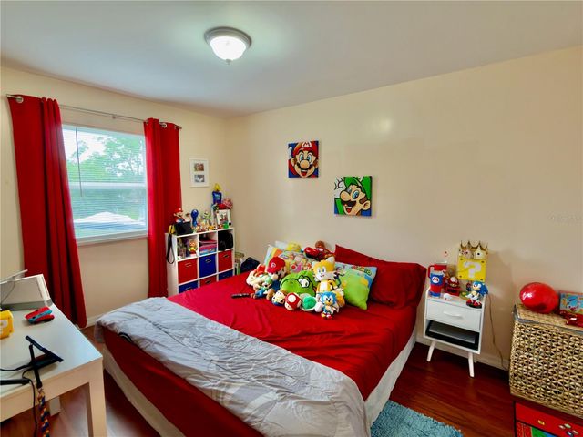 402 E MAPLE STREET, Winter Garden, FL 34787