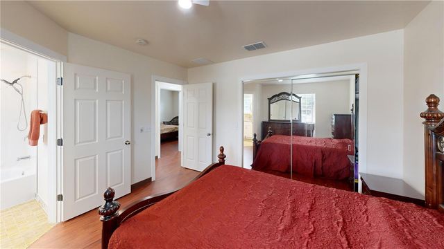 402 E MAPLE STREET, Winter Garden, FL 34787