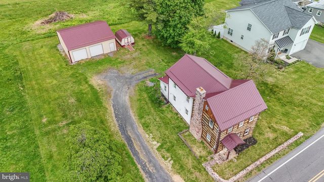 7281 DECATUR ST, New Tripoli, PA 18066