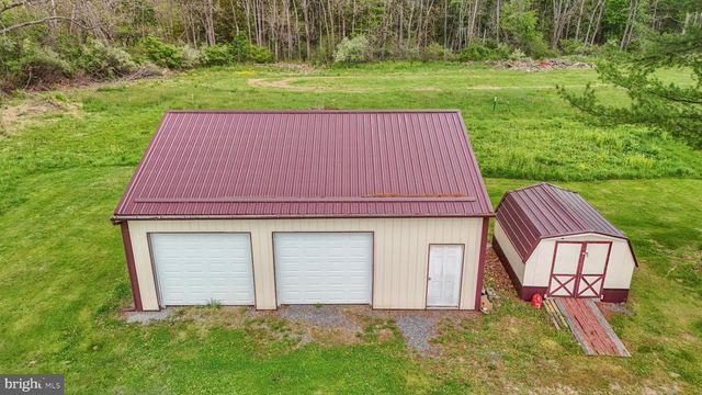 7281 DECATUR ST, New Tripoli, PA 18066