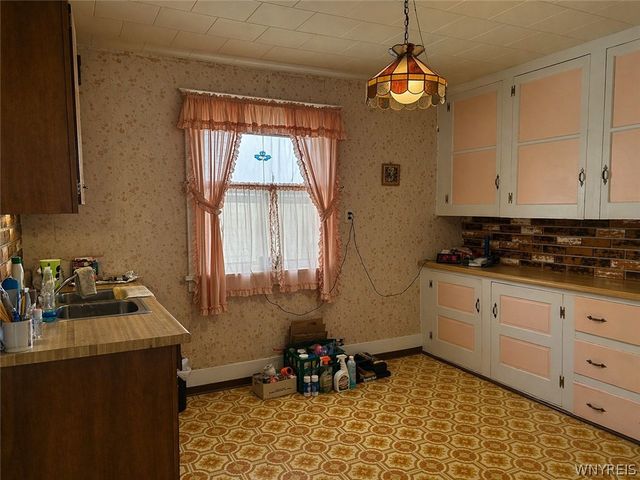 181 Knowlton Avenue, Tonawanda, NY 14217
