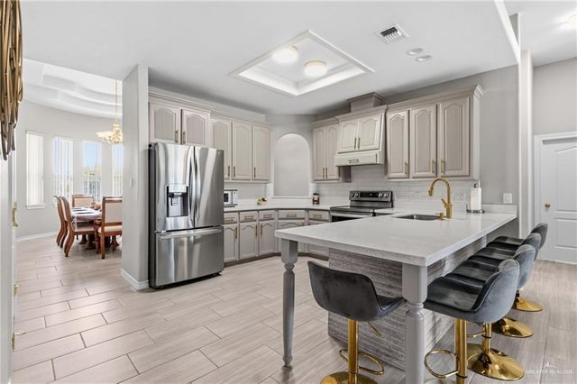 2801 Bluebird Avenue, Mcallen, TX 78504