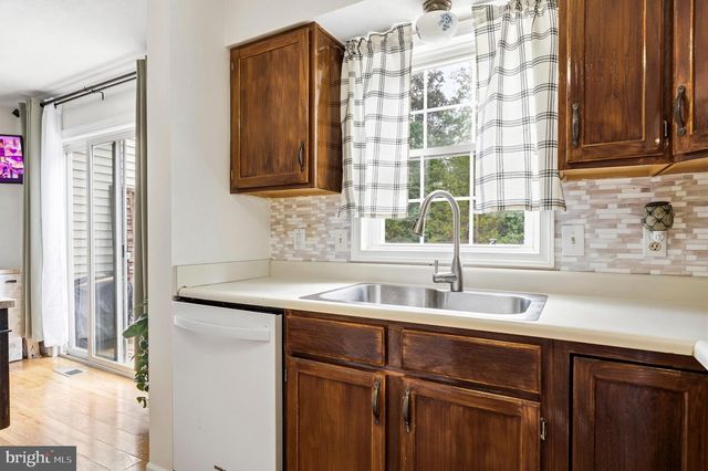 39799 HEARTS DESIRE LN, Mechanicsville, MD 20659