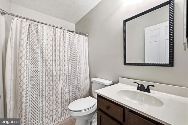 39799 HEARTS DESIRE LN, Mechanicsville, MD 20659