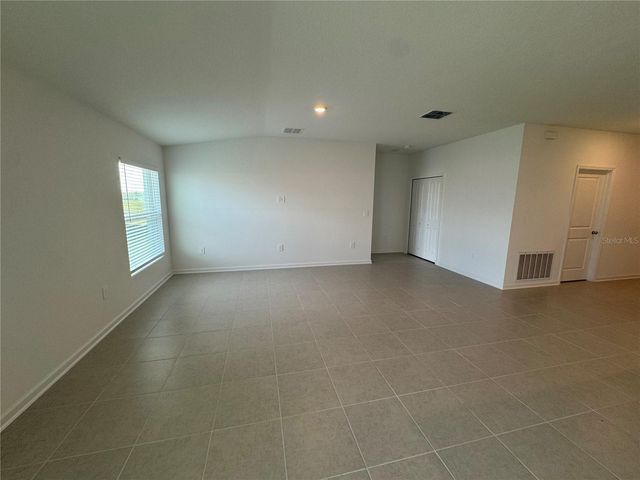 2185 LASSO LOOP, Eagle Lake, FL 33839