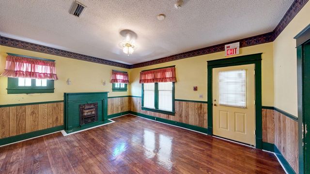 104 N Herring Street, Dothan, AL 36303